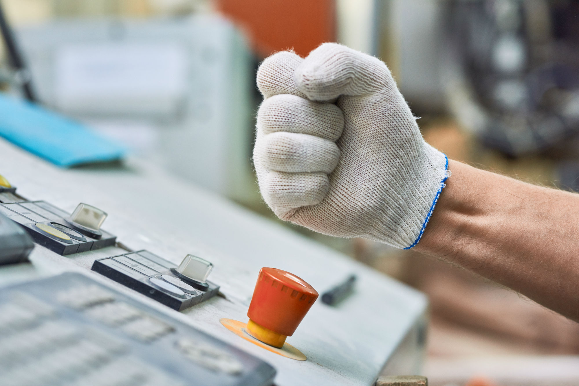 Risques liés aux machines : prévenir à chaque étape