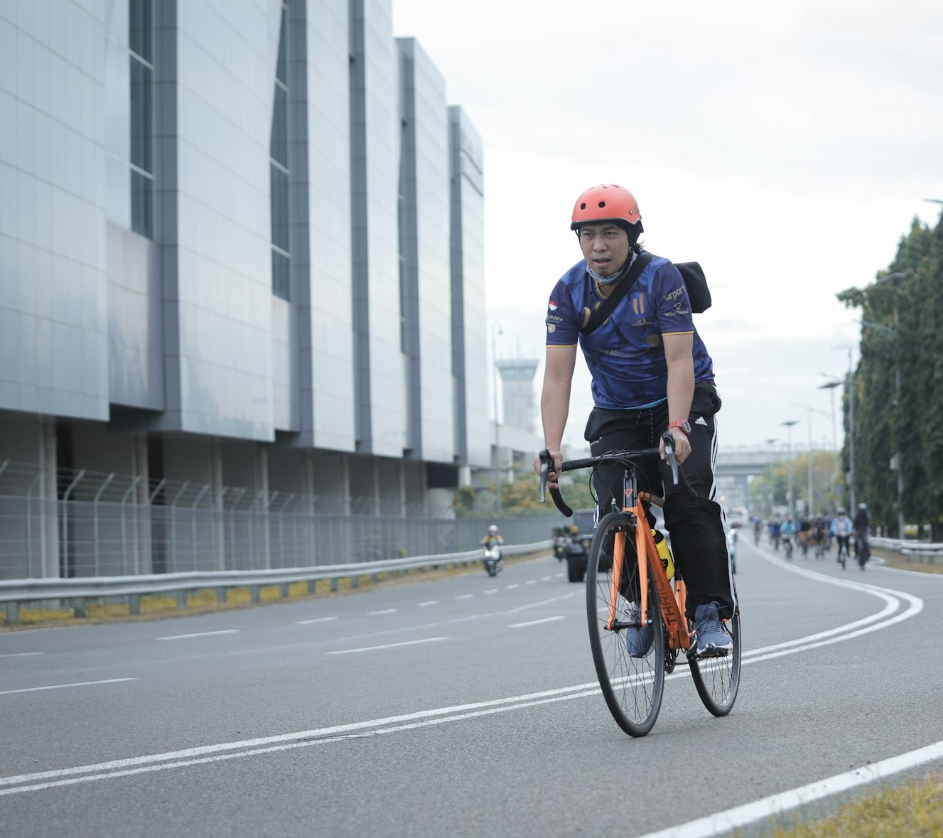 Matériau auxétique et optimisation des casques sportifs